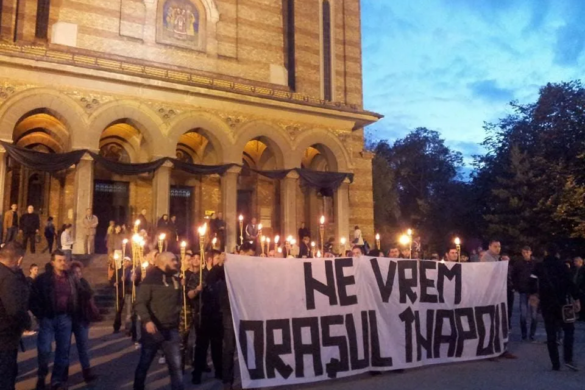 ”Țigane, nu uita, Timișoara nu-i a ta!” – principalul slogan la marșului împotriva mafiei imobiliare țigănești FOTO/VIDEO