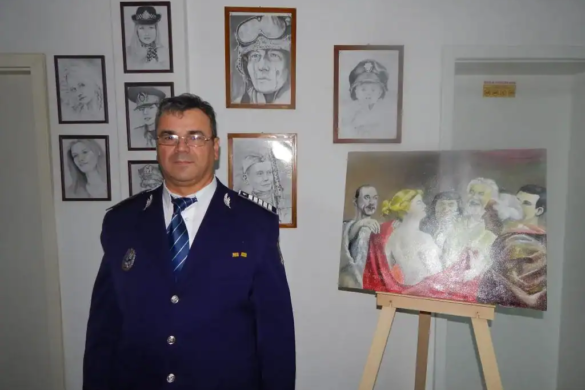 Un polițist-artist din cadrul IPJ Timiș s-a pensionat. Ce ”lucrări” speciale i-au putut admira colegii la final de carieră FOTO
