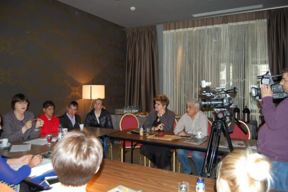 Fundația ”Pentru Voi” se laudă și are cu ce! ”Diferiți, dar profesioniști valoroși”