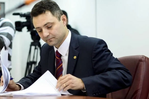 Procurorul general al României anunță că dosarul ”Flota” poate fi redeschis. Băsescu a fost declarat nevinovat, inițial