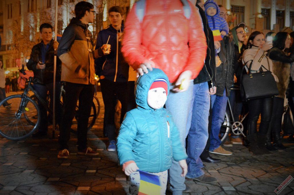 ”Klaus Klaus scapă ne de Mickey Mouse”08 ”Klaus Klaus scapă ne de Mickey Mouse”08