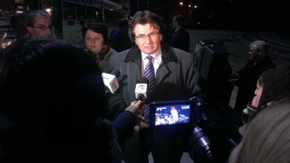 Nicolae Robu inaugurare linia de tramvai noaptea jpg