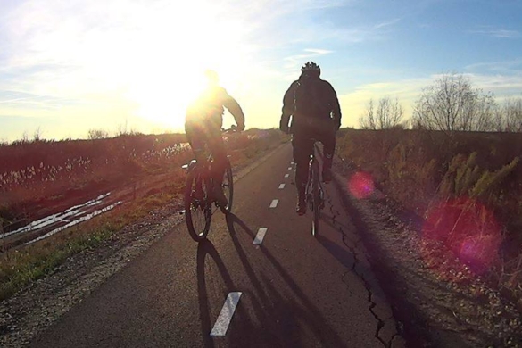 Pista de cicloturism de la Timișoara până în Serbia, construită pe malul râului Bega, aproape gata. Când va fi inaugurată