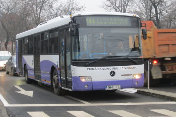 Prostie cu caru’ sau indolență maximă! Două benzi de circulație, într-una singură, la Timișoara! VIDEO/FOTO