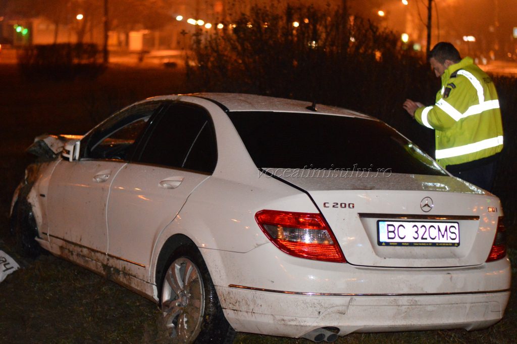 Accident giratoriu din Calea Buziaşului 09 Accident giratoriu din Calea Buziaşului 09