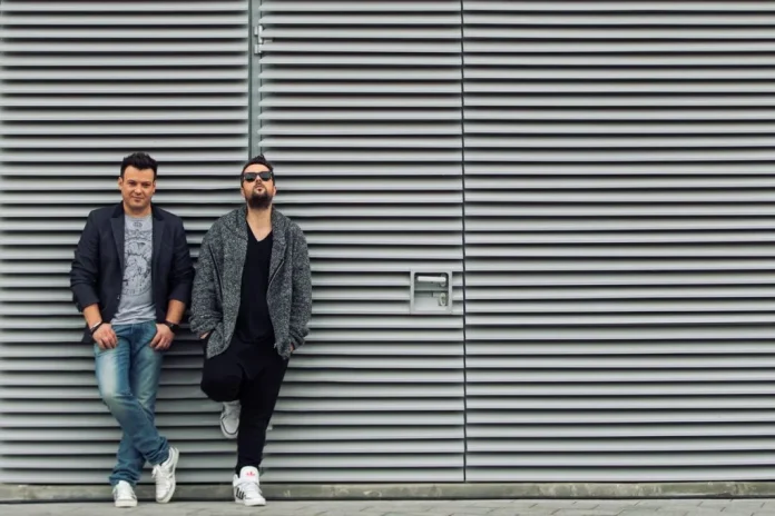 O formație din România, mai tare decât David Guetta și Avicii. Ce performanță a reușit Fly Project