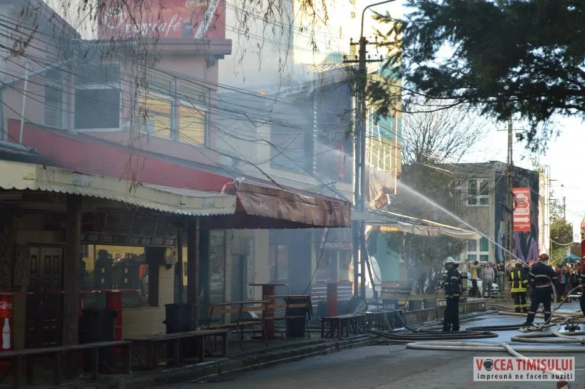 INCENDIU violent Complex studentesc 15 jpg