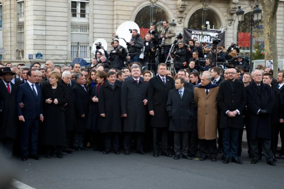 Preşedintele Klaus Iohannis a participat la cel mai mare marş al solidarităţii de la Paris. Ce a spus la revenirea în țară