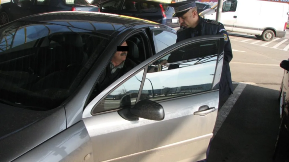Polițiștii din Timișoara acțiune pentru prevenirea furturilor de autoturisme1 jpg