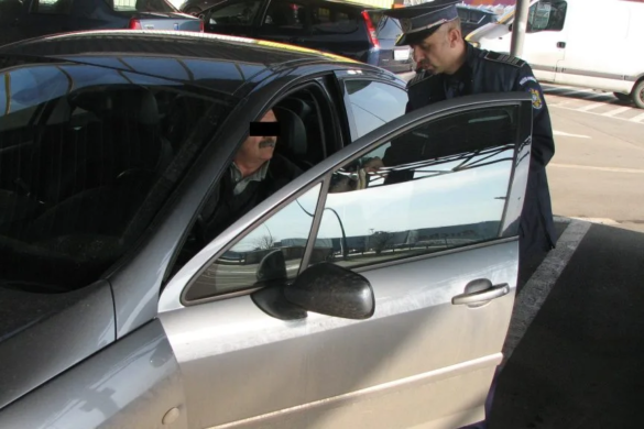 Polițiștii din Timișoara, acțiune pentru prevenirea furturilor de autoturisme. Ce sfaturi dau oamenii legii FOTO