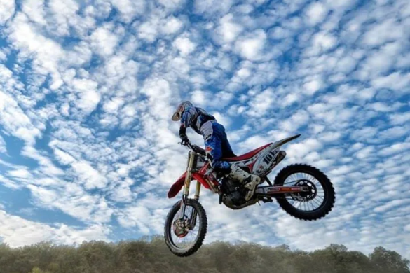 Clubul Moto Extrem cere ajutor Consiliului Județean Timiș și Primăriei Lugoj pentru câștigarea titlurilor naționale