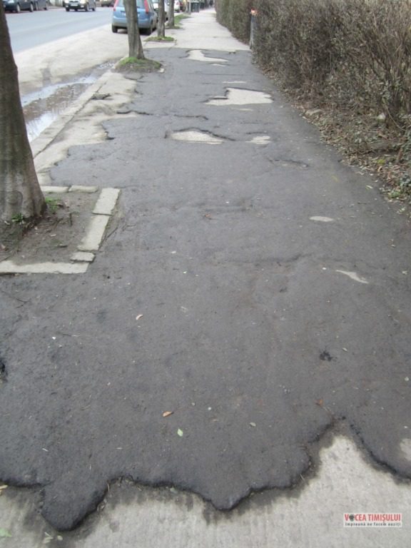 Trotuarele de pe strada Șt. O. Iosif o bătaie de joc 10 Trotuarele de pe strada Șt. O. Iosif o bătaie de joc 10