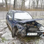 Volkswagen Golf accidentat03 jpg