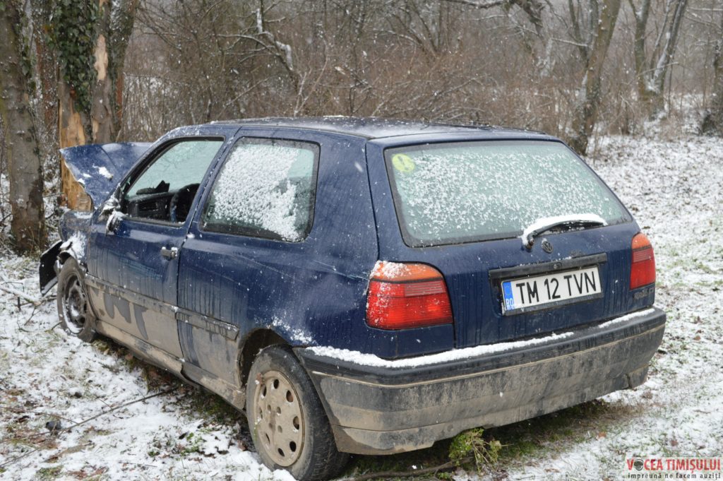 Volkswagen Golf accidentat10 Volkswagen Golf accidentat10