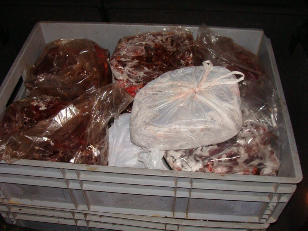 200 de kilograme de carne și preparate din carne FĂRĂ ACTE1 200 de kilograme de carne și preparate din carne FĂRĂ ACTE1