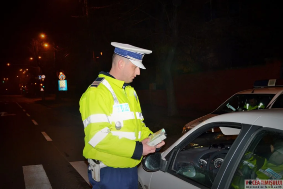 Fără permis de conducere și MORT DE BEAT s-a urcat la VOLAN! A fost prins de polițiști înainte să comită o tragedie, la Chevereșu Mare