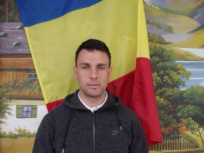 Cățeluș MUTILAT de un consilier local! Și-a dovedit calitățile de SENSEI pe un pechinez, după ce l-a lovit cu o cărămidă! FOTO ȘOCANT (+18) Florin Lucian Zainea jpg