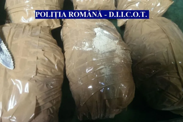 Doi bărbați, surprinși de procurorii DIICOT cu heroină în valoare de 1 milion de euro