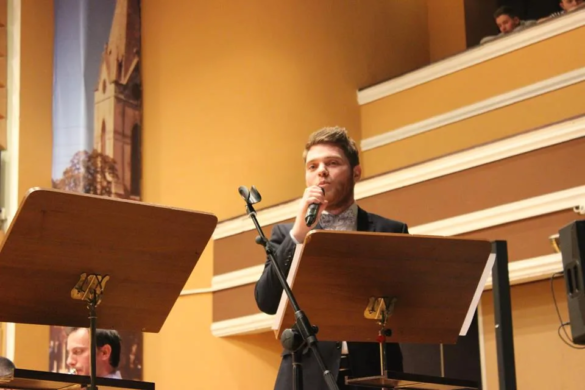 Primul român care a câștigat concursul pentru corul Radio France – Paris este student al UVT