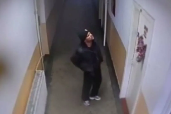 Dăm o mână de AJUTOR? Studente din Timișoara, prădate în camera din CĂMINUL 7! Sunați la 112 dacă recunoașteți hoțul! VIDEO