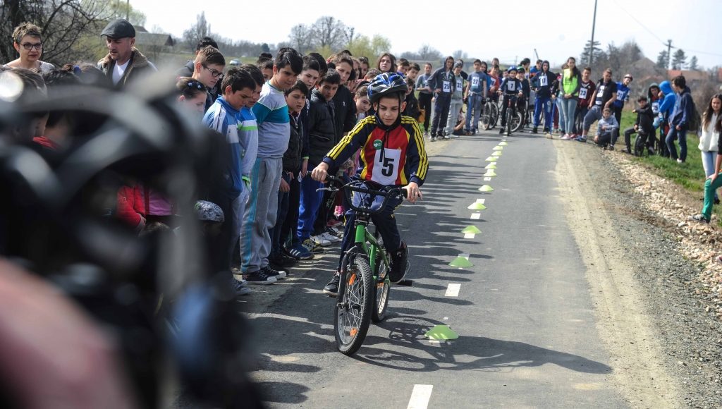 Pista-de-cicloturism-de-pe-Bega-INAUGURATĂ7