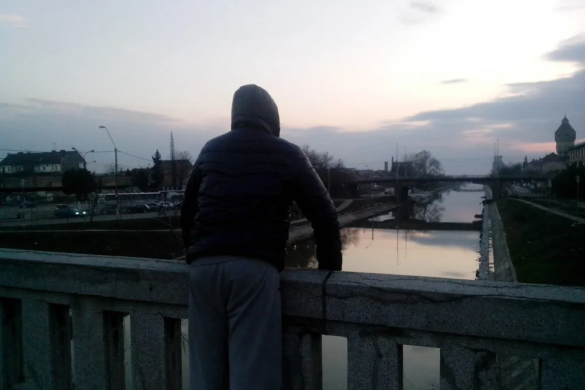 Jandarmii Grupării Mobile, aflați timpul liber, au OPRIT un bărbat de la SINUCIDERE. Cum au reușit