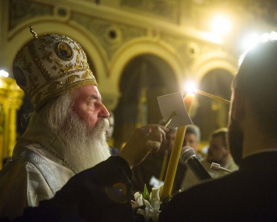 5.000 de timișoreni au luat LUMINĂ la Catedrala mitropolitană 2 5.000 de timișoreni au luat LUMINĂ la Catedrala mitropolitană 2