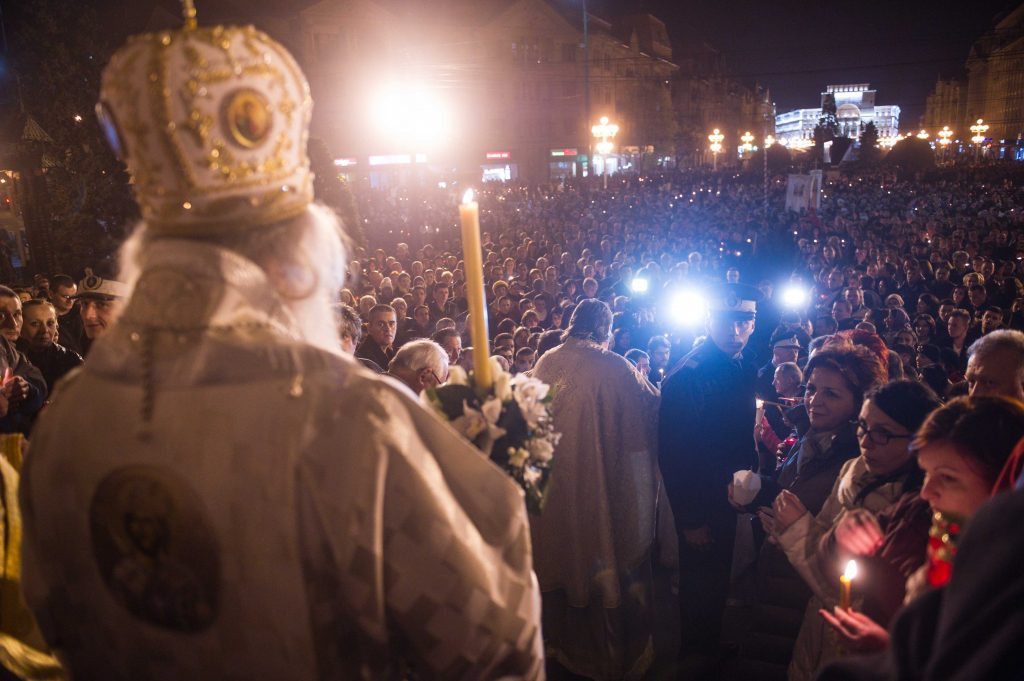 5.000 de timișoreni au luat LUMINĂ la Catedrala mitropolitană5 5.000 de timișoreni au luat LUMINĂ la Catedrala mitropolitană5