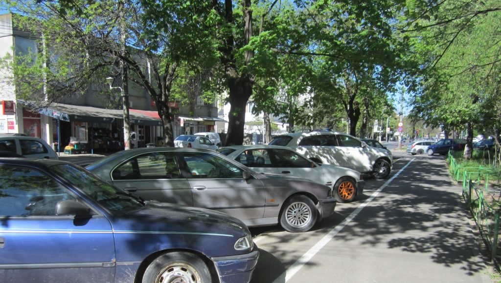 Pistele-pentru-biciclete-si-trotuarele-din-Timisoara-o-BATAIE-DE-JOC-32