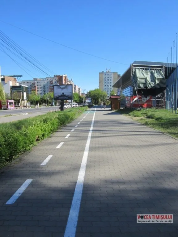 Pistele-pentru-biciclete-si-trotuarele-din-Timisoara-o-BATAIE-DE-JOC-40