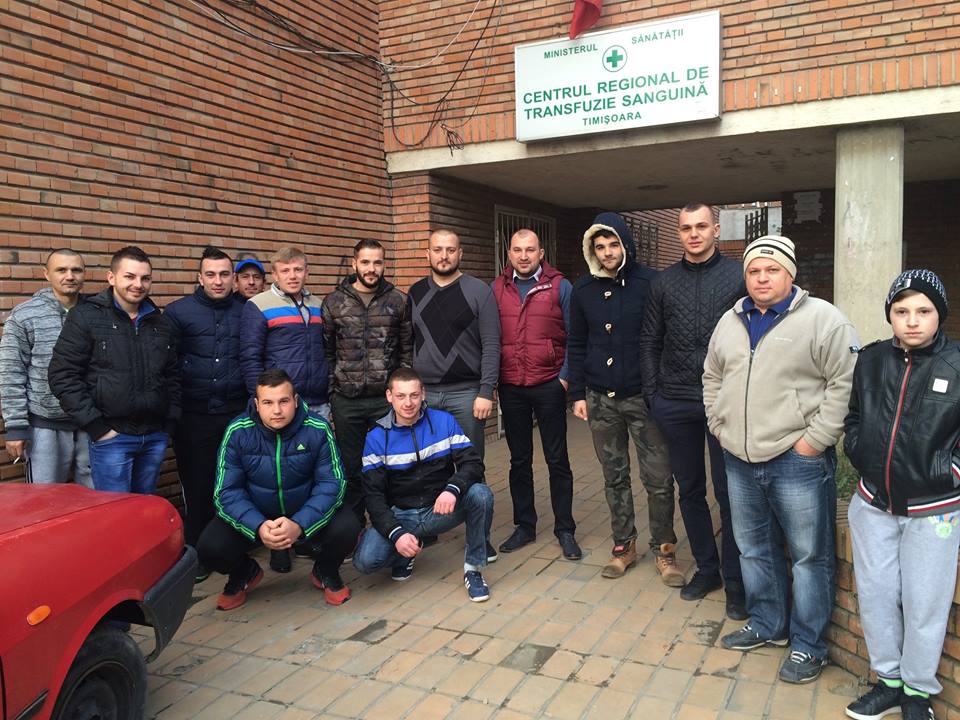 Tratament medical făcut cadou unui tânăr din Deta 1 Tratament medical făcut cadou unui tânăr din Deta 1