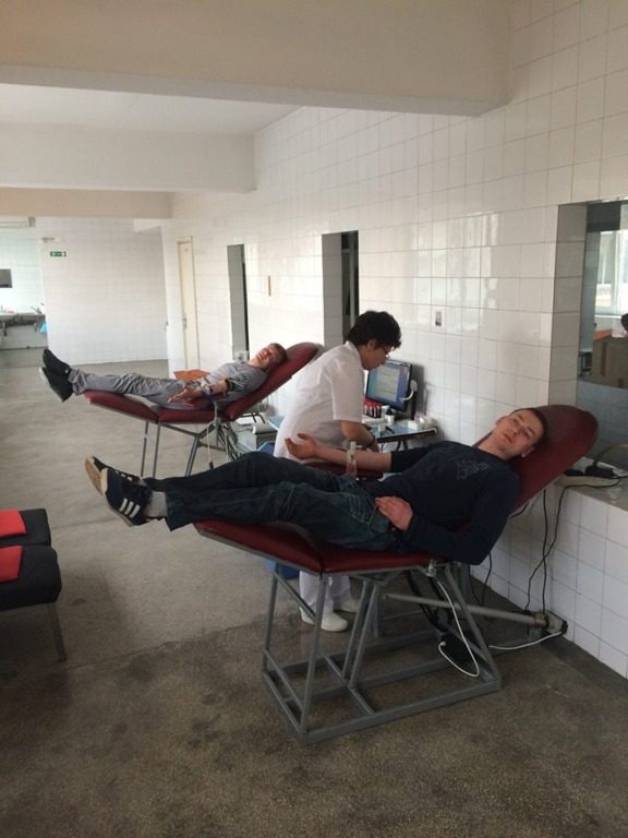 Tratament medical făcut cadou unui tânăr din Deta 4 Tratament medical făcut cadou unui tânăr din Deta 4
