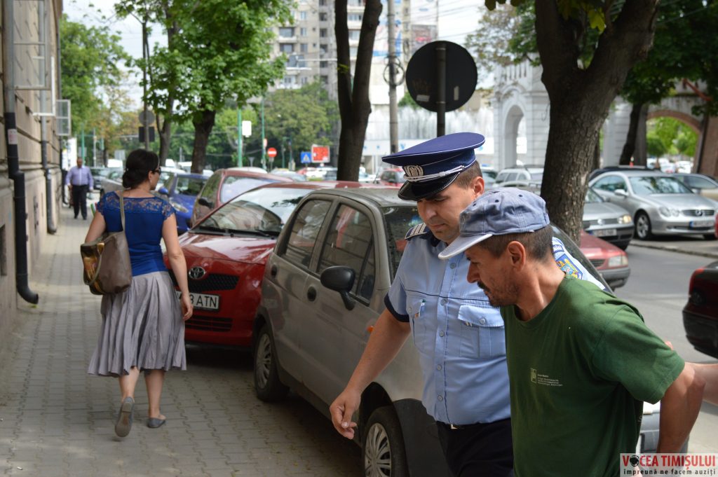 Suspectul în vârstă de 46 de anii4 Suspectul în vârstă de 46 de anii4