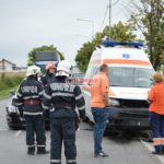 Ambulanţă-implicată-într-un-accident@01