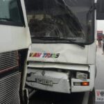 Două-autobuze-s-au-CIOCNIT-violent-lângă-podul-de-la-Albina2
