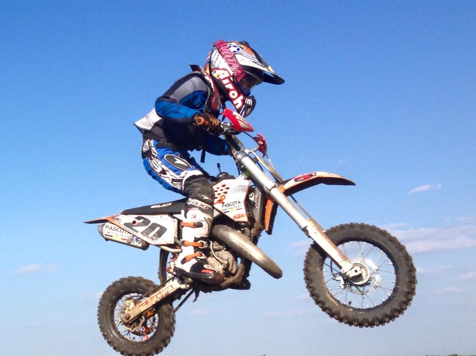 Patrick Pascotă câștigător în prima etapă a Campionatului regional de Motocros de la Ianova Patrick Pascotă câștigător în prima etapă a Campionatului regional de Motocros de la Ianova