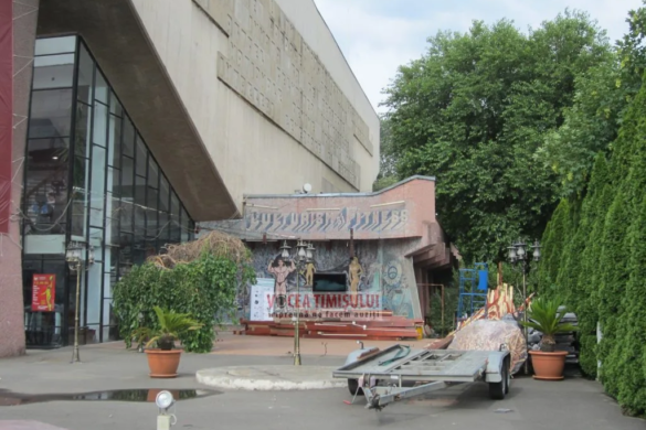 ”Unde-i lege nu-i tocmeală!”, Primăria Timișoara a început demolarea teraselor fără autorizație FOTO/VIDEO