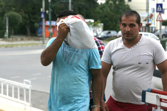 ”Cadou” de la judecători, pentru țiganii care au furat busturile din bronz: AREST pentru 29 de zile! FOTO/VIDEO