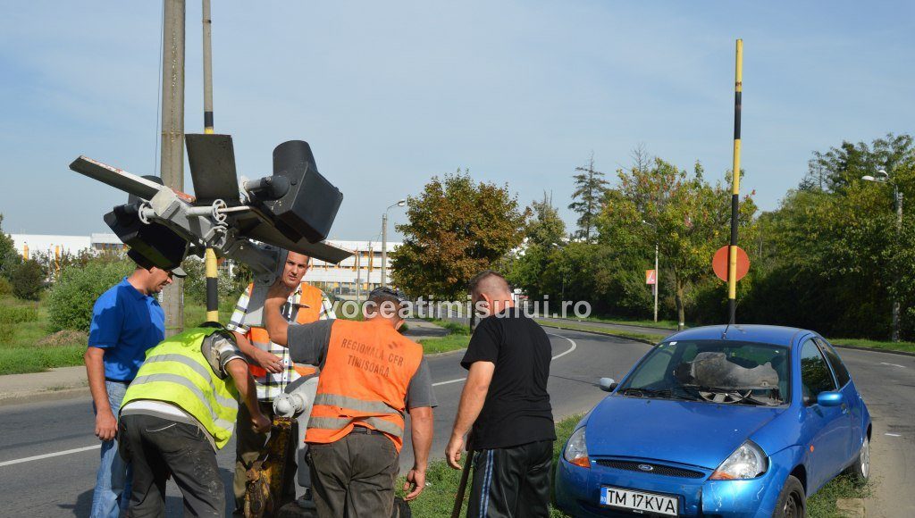 Accident-BRUTAL-la-bariera-căii-ferate-de-lângă-Pădurea-Verde.09