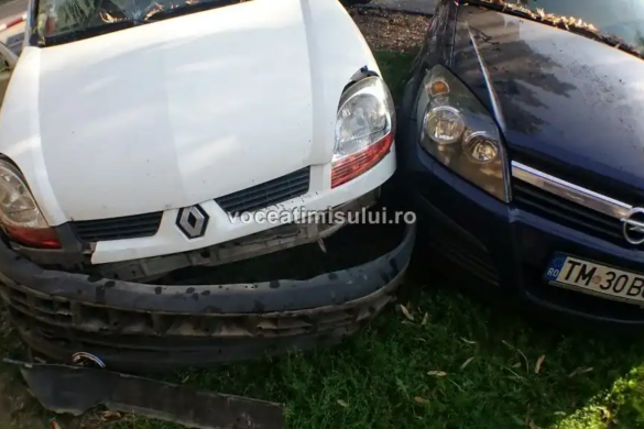 Două maşini distruse din cauza unei şoferiţe ce nu a acordat prioritate de trecere