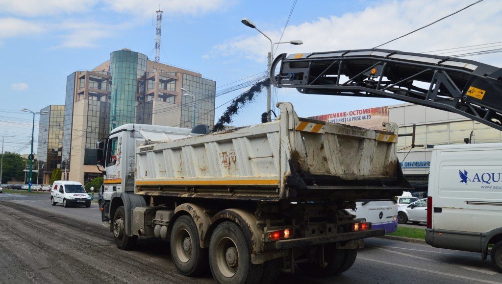 Lucrări-la-intersecția-de-pe-strada-Iepurelui09