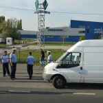 Un polițist LOVIT de o mașină pe calea Lugojului .04 jpg