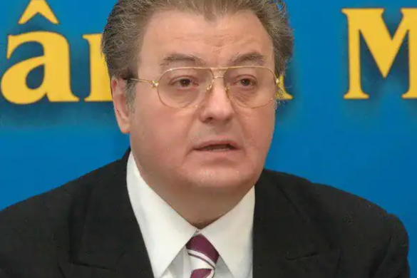 Cu exact o săptămână în urmă, Corneliu Vadim Tudor a publicat o ultimă poezie despre moarte