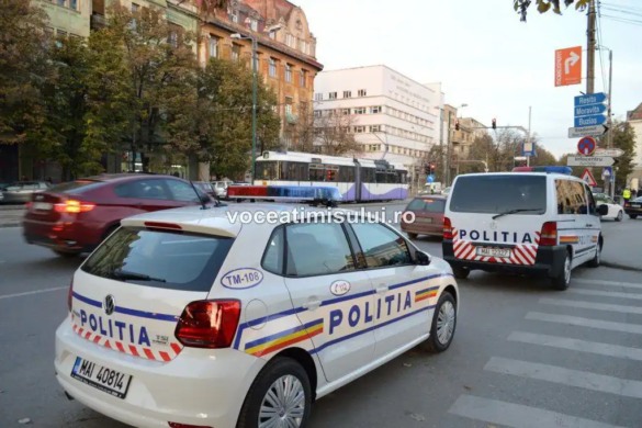 Hoti prinsi de politisti dupa ce au furat bunuri dintr-o masina, la Timisoara