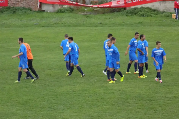 Sânnicolau Mare, astăzi, în prologul etapei a XII-a. Ghiroda – Orțișoara, derby-ul rundei