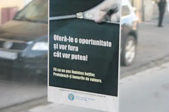 Acțiune de prevenire a furturilor în mijloacele în comun, desfășurată de către polițiști. Ce recomandă aceștia