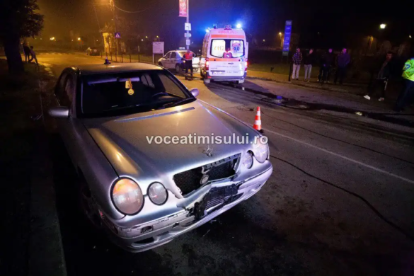Accident pe strada Uzinei, unde un şofer a intrat pe contrasens şi a lovit frontal altă maşină