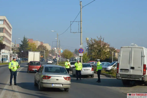 Peste 330 de șoferi vitezomani amendați de polițiști