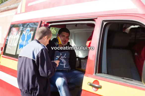 Scene TERIBILE pe străzile Timișoarei. Un elev a înjunghiat un alt tânăr, după o discuție care a degenerat FOTO