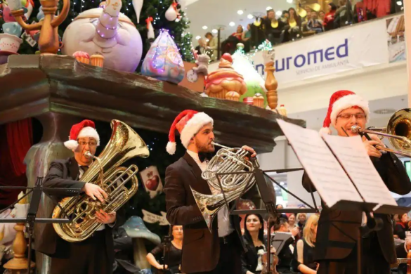O duminică magică, la Iulius Mall: spectacol special de sărbători, susţinut de Filarmonica „Banatul” Timişoara